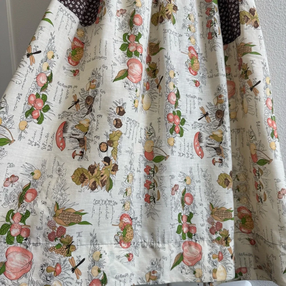 Vintage Floral Fruit Mushroom Print Apron Dress Tie Back Trad Cooking Cottage - Picture 7 of 13